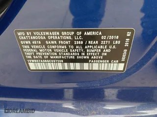 2016 Volkswagen Passat 1.8T SE w/Technology with VIN 1VWBS7A36GC037208, listed as a IAAI auction lot 41461379 with 22,375 mi miles. Bid and sale history available at carsss.com. Image 9.