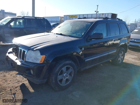 2007 Jeep Grand Cherokee Limited with VIN 1J8HR58N57C618812, listed as a IAAI auction lot 41435127 with 111,118 mi miles. Bid and sale history available at carsss.com. Image 17.