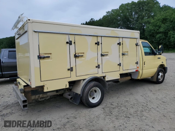 2021 Ford Econoline Cargo with VIN 1FDXE4FN2MDC34418, listed as a Copart auction lot 62347935 with 88,788 mi miles and Clean title. Bid and sale history available at DreamBid. Image 3.