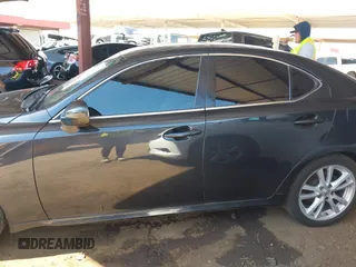 2007 Lexus IS with VIN JTHBK262X75028679, listed as a IAAI auction lot 41993539 with 302,325 mi miles. Bid and sale history available at carsss.com. Image 13.