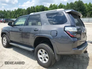 2018 Toyota 4Runner SR5 z VIN JTEBU5JR5J5594706, wystawiony jako Copart lot #62806365 z przebiegiem 103 428 mil mil oraz Szkoda całkowita • Salvage title. Historia ofert i sprzedaży dostępna na DreamBid. Obrazek 2.