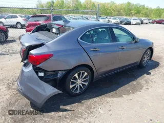 2017 Acura TLX Technology z VIN 19UUB1F59HA001336, wystawiony jako IAAI lot #42045146 z przebiegiem 64 545 mil mil oraz . Historia ofert i sprzedaży dostępna na DreamBid. Obrazek 4.