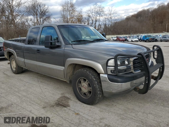 2000 GMC New Sierra 1500 SLE with VIN 2GTEK19T6Y1127628, listed as a Copart auction lot 80293634 with 190,103 mi miles and Salvage Title. Bid and sale history available at carsss.com. Image 4.