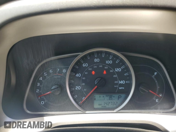 2013 Toyota RAV4 XLE with VIN 2T3RFREV1DW059672, listed as a Copart auction lot 63511945 with 142,732 mi miles and Clean title. Bid and sale history available at DreamBid. Image 9.