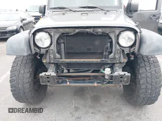 2016 Jeep Wrangler Unlimited Sport с VIN 1C4BJWDG7GL215562, выставлен на аукционе IAAI как лот 42425994 с пробегом 81 895 миль миль и . История ставок и продаж доступна на DreamBid. Изображение 6.