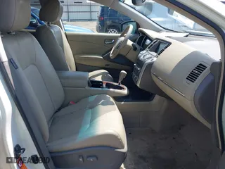 2009 Nissan Murano SL with VIN JN8AZ18W69W154834, listed as a IAAI auction lot 39865907 with 148,917 mi miles. Bid and sale history available at carsss.com. Image 5.