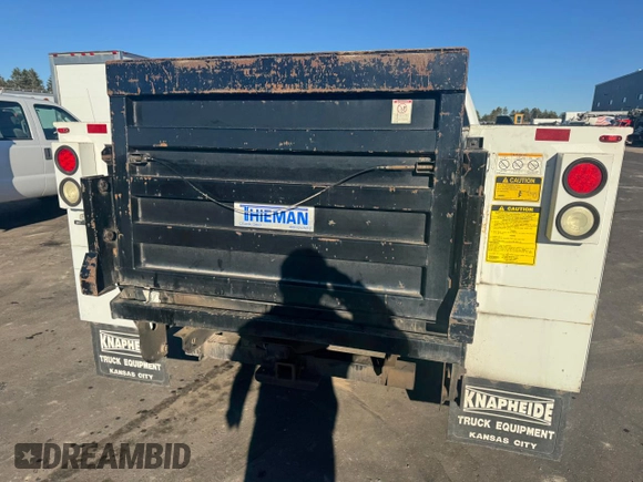2017 Ford Super Duty F-450 DRW XL with VIN 1FDUF4GY3HEC11349, listed as a Copart auction lot 83480474 with 177,008 mi miles and Clean Title. Bid and sale history available at carsss.com. Image 9.