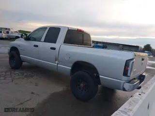 2008 Dodge Ram 1500 SLT with VIN 1D7HU18218S608781, listed as a IAAI auction lot 41851397 with 333,734 mi miles. Bid and sale history available at carsss.com. Image 3.