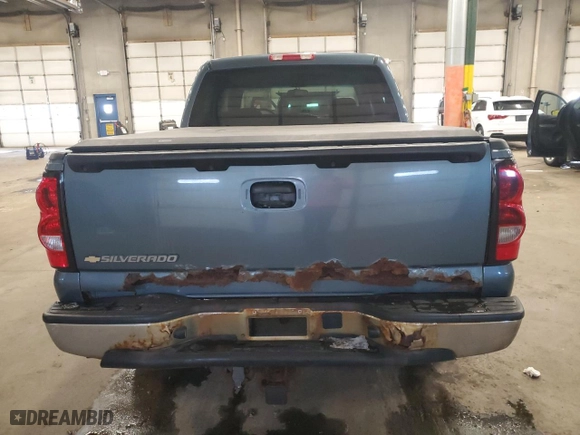 2006 Chevrolet Silverado 1500 LT2 with VIN 2GCEK13T561236765, listed as a Copart auction lot 45927015 with 279,046 mi miles and Clean Title. Bid and sale history available at carsss.com. Image 6.