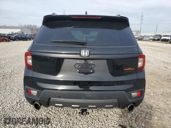 2023 Honda Passport TrailSport with VIN 5FNYF8H6XPB033513, listed as a Copart auction lot 49392115 with 41,069 mi miles and Salvage title. Bid and sale history available at DreamBid. Image 6.