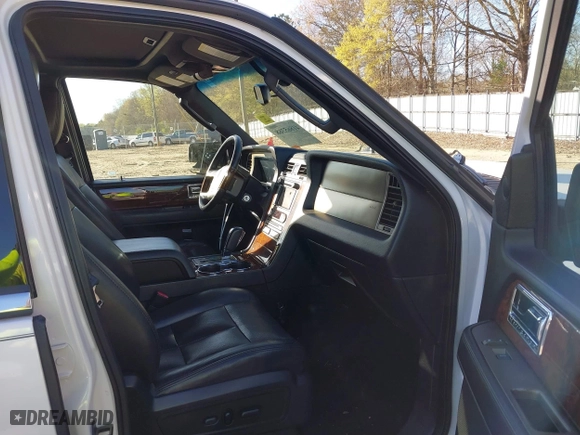 2012 Lincoln Navigator with VIN 5LMJJ2H58CEL00639, listed as a IAAI auction lot 41865368 with 145,185 mi miles. Bid and sale history available at carsss.com. Image 5.