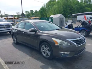 2014 Nissan Altima SV with VIN 1N4AL3APXEC134101, listed as a IAAI auction lot 42102731 with 178,791 mi miles and . Bid and sale history available at DreamBid. Image 1.