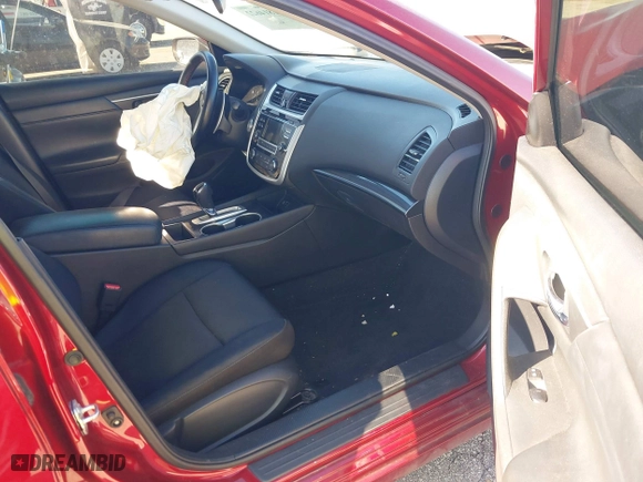 2018 Nissan Altima 2.5 SV with VIN 1N4AL3AP5JC139359, listed as a IAAI auction lot 41814622 with 50,519 mi miles. Bid and sale history available at carsss.com. Image 5.