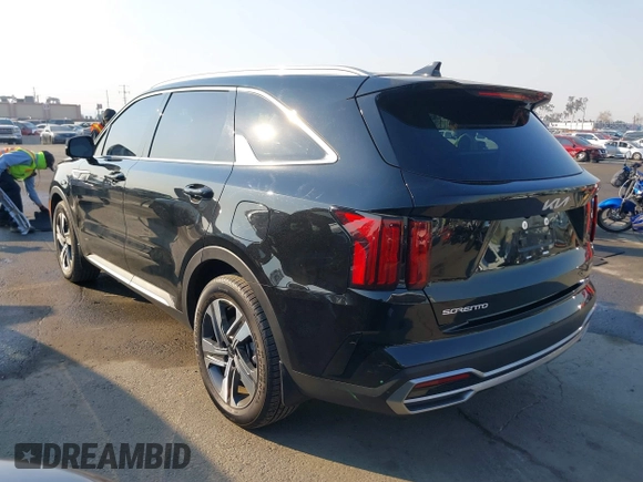 2024 Kia Sorento SX Prestige with VIN KNDRKDLG7R5259912, listed as a IAAI auction lot 41265462 with 33,786 mi miles and . Bid and sale history available at DreamBid. Image 3.