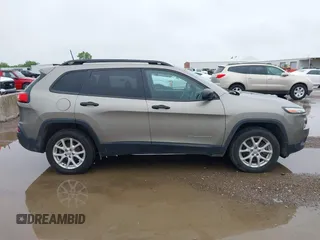 2017 Jeep Cherokee Altitude with VIN 1C4PJLABXHW613975, listed as a IAAI auction lot 42122784 with 101,626 mi miles and . Bid and sale history available at DreamBid. Image 13.