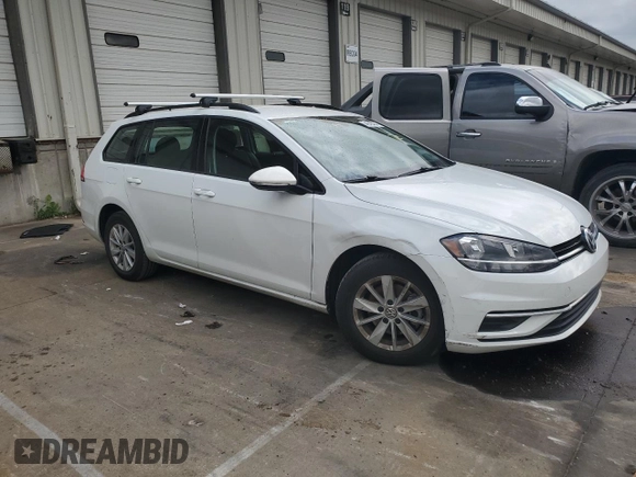 2018 Volkswagen Golf SportWagen S with VIN 3VWD17AUXJM755273, listed as a Copart auction lot 54240484 with 24,596 mi miles and Salvage Title. Bid and sale history available at carsss.com. Image 4.
