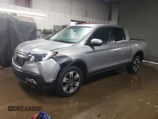 2018 Honda Ridgeline RTL-T z VIN 5FPYK3F61JB014705, wystawiony jako Copart lot #86263394 z przebiegiem 135 543 mil mil oraz Szkody całkowita. Historia ofert i sprzedaży dostępna na DreamBid. Obrazek 1.