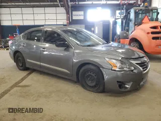 2015 Nissan Altima S with VIN 1N4AL3AP4FN881070, listed as a Copart auction lot 45362605 with 230,001 mi miles and Clean Title. Bid and sale history available at carsss.com. Image 4.