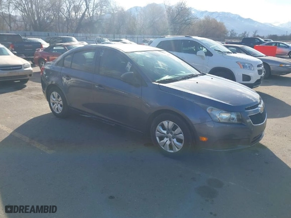 2013 Chevrolet Cruze LS with VIN 1G1PA5SH4D7312789, listed as a IAAI auction lot 41948971 with 119,725 mi miles. Bid and sale history available at carsss.com. Image 1.