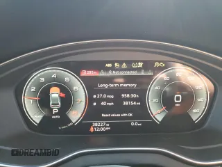 2021 Audi Q5 Premium Plus with VIN WA1BAAFY6M2010268, listed as a Copart auction lot 60370325 with 38,227 mi miles and Salvage title. Bid and sale history available at DreamBid. Image 9.
