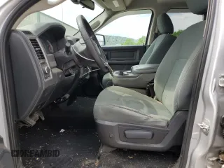 2016 Ram 1500 Tradesman z VIN 1C6RR7FM4GS132345, wystawiony jako Copart lot #53487564 z przebiegiem 143 487 mil mil oraz Szkoda całkowita • Salvage title. Historia ofert i sprzedaży dostępna na DreamBid. Obrazek 7.