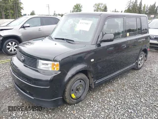 2005 Scion xB z VIN JTLKT324954021760, wystawiony jako IAAI lot #42125087 z przebiegiem 414 129 mil mil oraz . Historia ofert i sprzedaży dostępna na DreamBid. Obrazek 2.