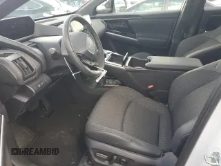 2025 Toyota bZ4X XLE с VIN JTMAAAAA4SA055322, выставлен на аукционе Copart как лот 60973145 с пробегом 4 121 миль миль и На запчасти • Non repairable. История ставок и продаж доступна на DreamBid. Изображение 7.