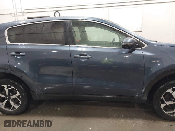 2021 Kia Sportage LX with VIN KNDPMCAC2M7877132, listed as a IAAI auction lot 41443934 with 9,528 mi miles and . Bid and sale history available at carsss.com. Image 14.