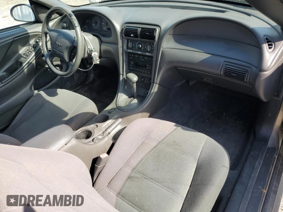 2002 Ford Mustang Deluxe с VIN 1FAFP44492F212928, выставлен на аукционе Copart как лот 49112315 с пробегом 250 893 миль миль и Чистый • Clean title. История ставок и продаж доступна на DreamBid. Изображение 8.