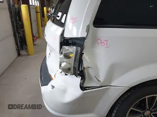 2019 Dodge Grand Caravan SE with VIN 2C4RDGBG8KR503122, listed as a IAAI auction lot 41983380 with 128,692 mi miles and . Bid and sale history available at DreamBid. Image 6.