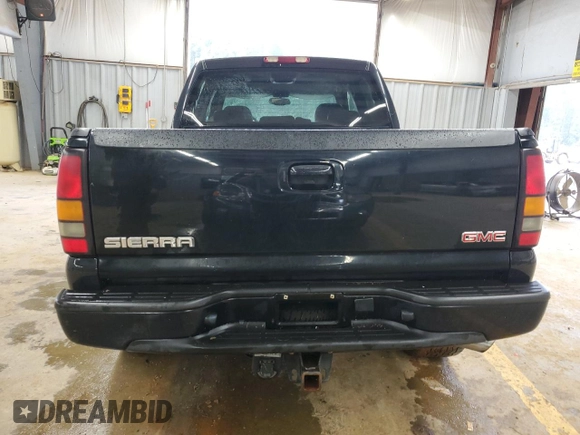 2006 GMC Sierra Denali z VIN 2GTEK63N061214588, wystawiony jako Copart lot #66483814 z przebiegiem Nie podano mil oraz Szkody całkowita. Historia ofert i sprzedaży dostępna na DreamBid. Obrazek 6.