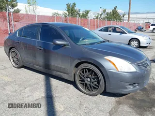 2010 Nissan Altima 2.5 S with VIN 1N4AL2AP7AN471138, listed as a IAAI auction lot 41825158 with 216,335 mi miles. Bid and sale history available at carsss.com. Image 1.