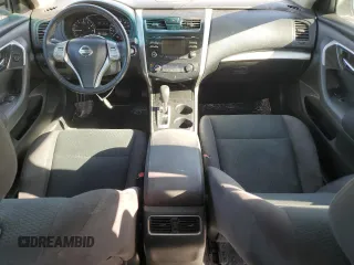 2014 Nissan Altima 2.5 S with VIN 1N4AL3AP8EC108919, listed as a Copart auction lot 52209485 with 176,313 mi miles and Salvage Title. Bid and sale history available at carsss.com. Image 8.