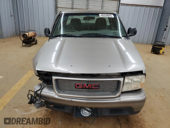 1998 GMC Sonoma SLS with VIN 1GTCS1943W8520982, listed as a Copart auction lot 48259045 with 218,811 mi miles and Salvage Title. Bid and sale history available at carsss.com. Image 5.