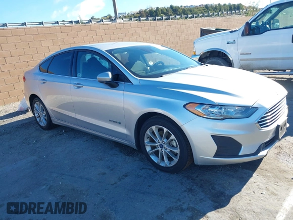 2019 Ford Fusion SE with VIN 3FA6P0LUXKR208139, listed as a IAAI auction lot 41820958 with 66,609 mi miles and . Bid and sale history available at DreamBid. Image 1.