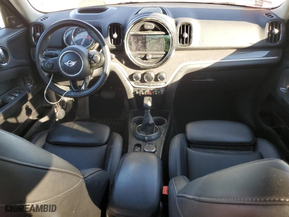 2017 MINI Countryman Cooper S with VIN WMZYT3C35H3D99048, listed as a Copart auction lot 81728614 with 89,144 mi miles and Salvage Title. Bid and sale history available at carsss.com. Image 8.