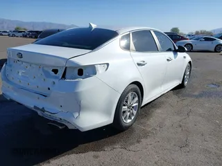 2018 Kia Optima LX with VIN 5XXGT4L32JG181735, listed as a IAAI auction lot 41699217 with 74,822 mi miles. Bid and sale history available at carsss.com. Image 4.