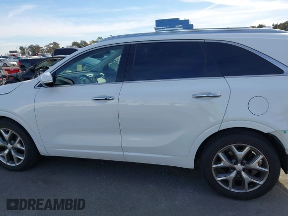 2016 Kia Sorento SX with VIN 5XYPK4A55GG083584, listed as a IAAI auction lot 41414740 with 58,035 mi miles. Bid and sale history available at carsss.com. Image 15.