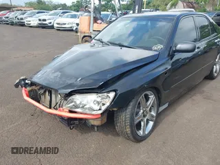2001 Lexus IS 300/350 z VIN JTHBD182010001514, wystawiony jako IAAI lot #42122096 z przebiegiem 138 025 mil mil oraz . Historia ofert i sprzedaży dostępna na DreamBid. Obrazek 13.