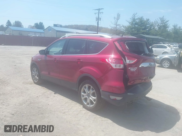 2015 Ford Escape Titanium with VIN 1FMCU9JX9FUB87463, listed as a IAAI auction lot 42059618 with 32,100 mi miles. Bid and sale history available at carsss.com. Image 3.