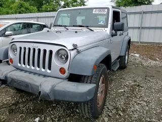 2008 Jeep Wrangler X z VIN 1J4FA24168L629174, wystawiony jako Copart lot #61199205 z przebiegiem 116 307 mil mil oraz Szkoda całkowita • Salvage title. Historia ofert i sprzedaży dostępna na DreamBid. Obrazek 13.