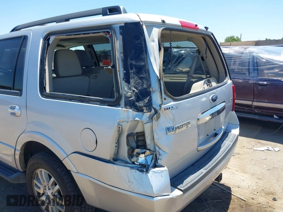 2014 Ford Expedition XLT with VIN 1FMJU1H51EEF03783, listed as a IAAI auction lot 42315639 with 167,831 mi miles and . Bid and sale history available at DreamBid. Image 6.