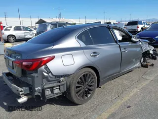 2018 Infiniti Q50 Sport with VIN JN1EV7AP5JM366187, listed as a IAAI auction lot 40753223 with 104,765 mi miles and . Bid and sale history available at carsss.com. Image 4.