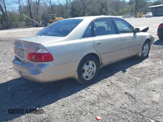 2004 Toyota Avalon XL with VIN 4T1BF28B44U360472, listed as a IAAI auction lot 41817301 with 345,359 mi miles and . Bid and sale history available at DreamBid. Image 4.