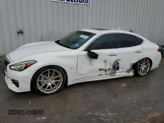 2015 Infiniti Q70 z VIN JN1BY1AP5FM542332, wystawiony jako Copart lot #54433615 z przebiegiem 168 473 mil mil oraz Czysty tytuł • Clean title. Historia ofert i sprzedaży dostępna na DreamBid. Obrazek 1.