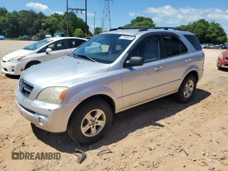 2005 Kia Sorento LX z VIN KNDJD733X55474717, wystawiony jako Copart lot #57565515 z przebiegiem 215 484 mil mil oraz Szkoda całkowita • Salvage title. Historia ofert i sprzedaży dostępna na DreamBid. Obrazek 1.