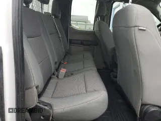 2018 Ford F-250 XL z VIN 1FT7X2A69JEB43297, wystawiony jako Copart lot #49437605 z przebiegiem 166 211 mil mil oraz Czysty tytuł • Clean title. Historia ofert i sprzedaży dostępna na DreamBid. Obrazek 10.