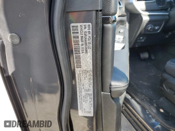 2025 Jeep Grand Cherokee Laredo with VIN 1C4RJHAG0SC268997, listed as a Copart auction lot 45860945 with 1,036 mi miles and Salvage Title. Bid and sale history available at DreamBid. Image 13.