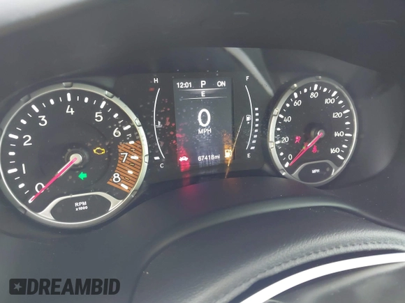 2020 Jeep Renegade Jeepster with VIN ZACNJBABXLPL53923, listed as a IAAI auction lot 42359624 with 67,418 mi miles and . Bid and sale history available at DreamBid. Image 7.