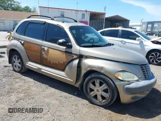 2002 Chrysler PT Cruiser Limited with VIN 3C8FY68B92T300734, listed as a IAAI auction lot 41915710 with 130,012 mi miles. Bid and sale history available at carsss.com. Image 1.